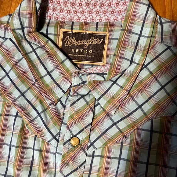 Wrangler Multicolor Plaid Button-Down Western shirt with Pearl Snaps size XL - Picture 2 of 6